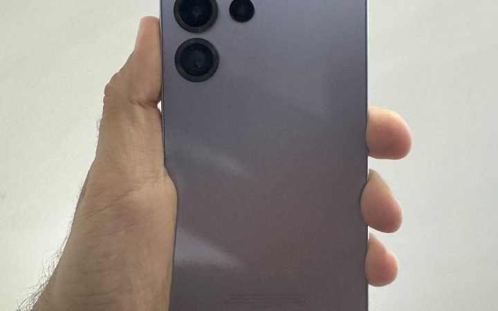 Samsung Galaxy S25 Ultra held in hand