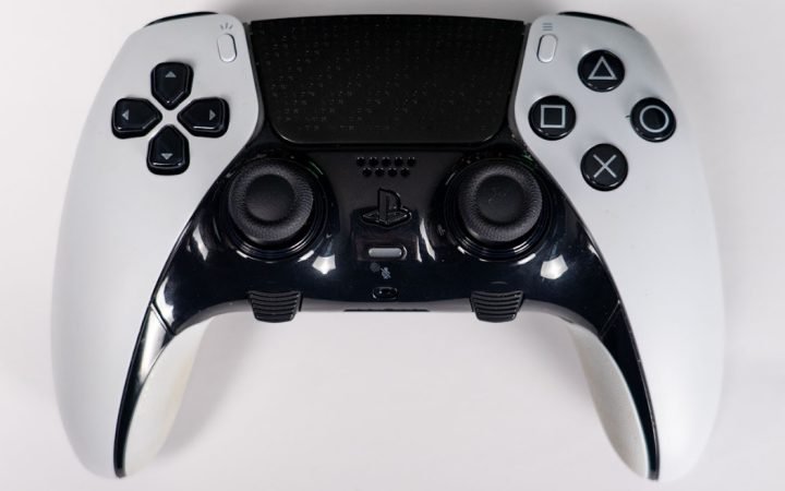 Sony DualSense Edge pro controller